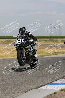 media/May-15-2023-TrackDaz (Mon) [[29bc01ea77]]/A Group/2pm (Wheelie Bump)/